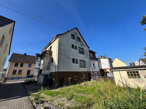 Ansicht - 5 Zimmer Doppelhaushälfte zum Kaufen in Ransbach-Baumbach