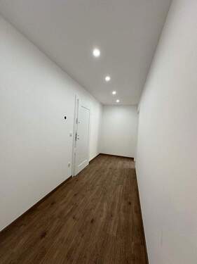 Eingang/Flur - Büro zur Miete in Egloffstein