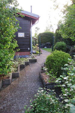 Weg zum Eingang - 