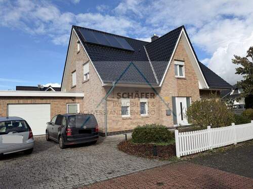 Doppelgarage - 6 Zimmer Einfamilienhaus zum Kaufen in Bassum