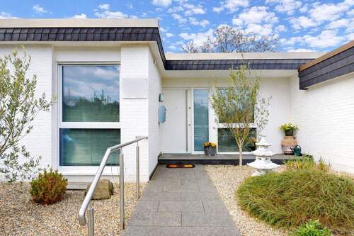 Bild 3 - 6 Zimmer Einfamilienhaus in Frechen