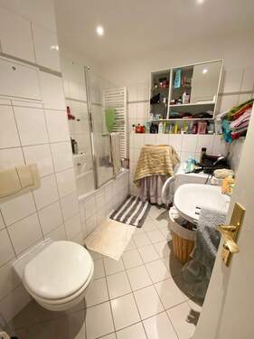 Bad - 3 Zimmer Etagenwohnung zum Kaufen in Leipzig