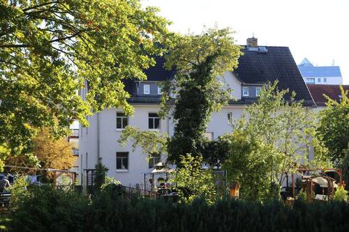 Ansicht von Hinten - Mehrfamilienhaus, Wohnhaus mit 307,80 m&sup2; in Borna zum Kaufen