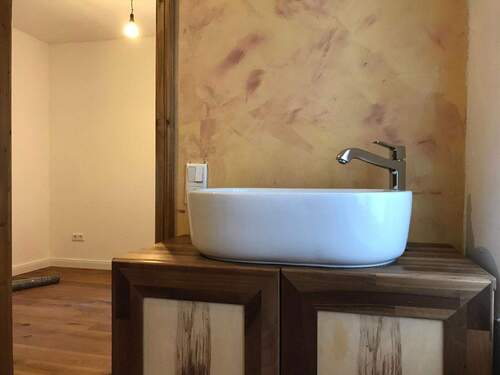 EG LI 2 Zimmer 450,00€ KM - 