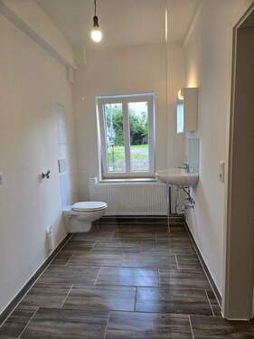 EG RE 2 Zimmer 450,00€ KM - Mehrfamilienhaus, Wohnhaus in Flensburg