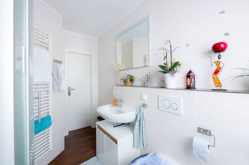1 OG Badezimmer - 