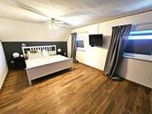 Schlafzimmer DG - 