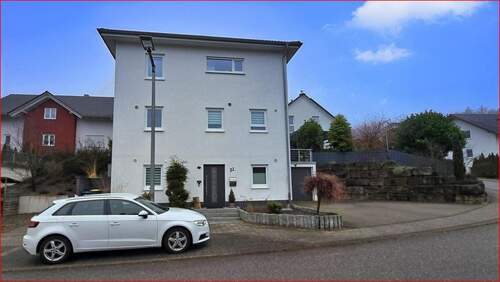 Ansicht Nord - 1 Familienhaus in Neuenbürg - 679.000,00&nbsp;EUR Kaufpreis, ca.&nbsp; 144,00&nbsp;m&sup2;&nbsp;Wohnfl&auml;che