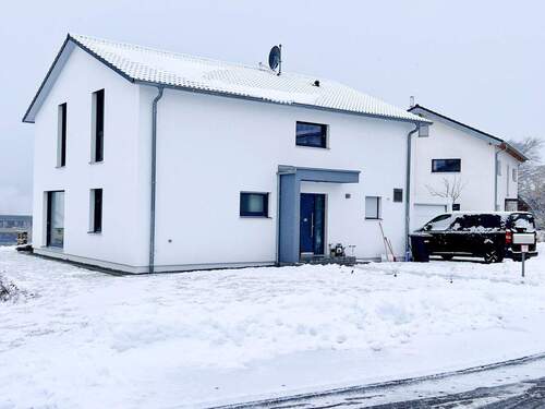 Aussenansicht - 5 Zimmer Einfamilienhaus zum Kaufen in Langenburg