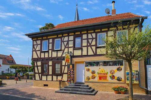 Frontansicht - 9 Zimmer Mehrfamilienhaus, Wohnhaus zum Kaufen in Groß-Zimmern