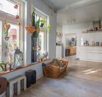 Stilvoll modernisiertes und saniertes Zweifamilienhaus mit Gewerbeeinheit im Herzen der Goslarer Altstadt