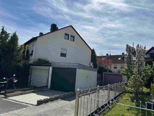 Das Haus 
- 5 Zimmer Reihenendhaus zum Kaufen in Dormitz