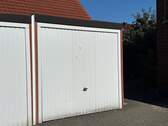 Garage auf dem Grundstück - 