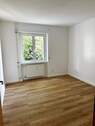 Wohnen - 2 Zimmer Etagenwohnung zur Miete in Singen (Hohentwiel)