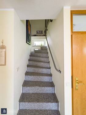 Zugang zur 2. Wohnebene - Etagenwohnung mit 129,00 m² in Limburg zum Kaufen