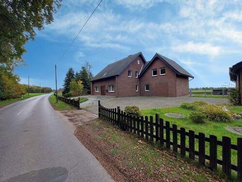 Front - 7 Zimmer Einfamilienhaus zum Kaufen in Sonsbeck