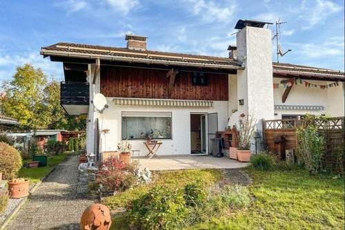 Ansicht - charmantes Zuhause mit Bergblick!