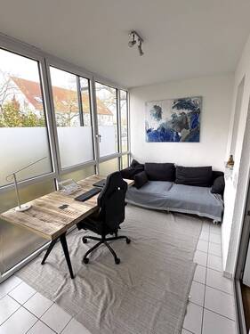 Wintergarten - 2 Zimmer Etagenwohnung in Frankfurt am Main