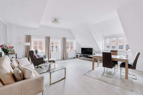 Wohnbereich - 3 Zimmer Etagenwohnung zum Kaufen in Lüneburg