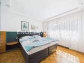 Schlafzimmer EG - 