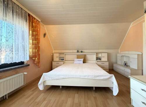 Schlafzimmer Dachgeschoss - 