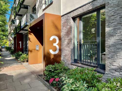 Eingang - 3 Zimmer Etagenwohnung zum Kaufen in Hamburg