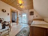 Schlafzimmer II OG - 