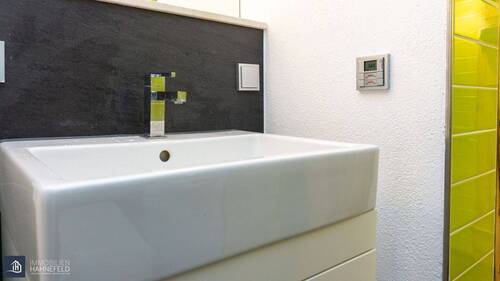 Waschtisch/EG - 4 Zimmer Mehrfamilienhaus, Wohnhaus zum Kaufen in Dörnberg