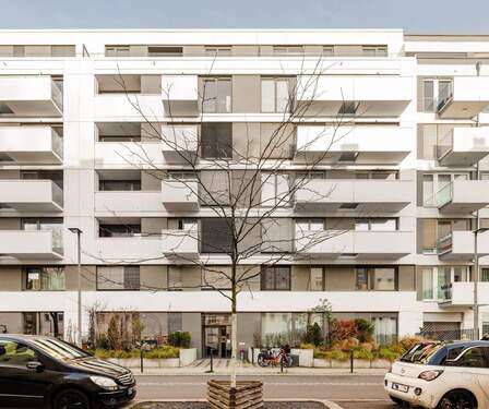 Hausansicht - 4 Zimmer Etagenwohnung zur Miete in Berlin