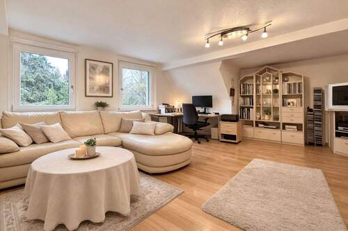 Zimmer II Ansicht I - DG - 5 Zimmer Einfamilienhaus in Frankfurt am Main