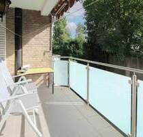 Viel Potenzial: Charmante 3 Zimmerwohnung mit Balkon und eigener Garage in Krefeld - Fischeln