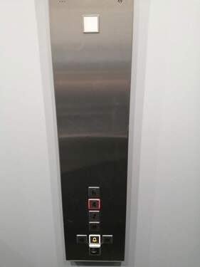 Aufzugbedienfeld - Etagenwohnung mit 55,80 m² in Bremen zum Kaufen