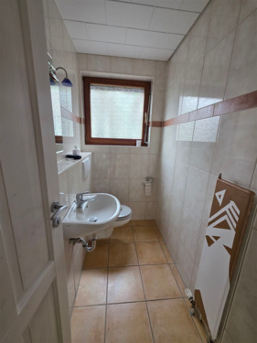 WC - 
