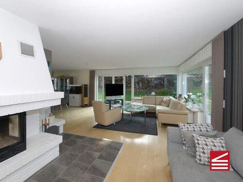 Wohnbereich - Blick in Richtung Garten - 