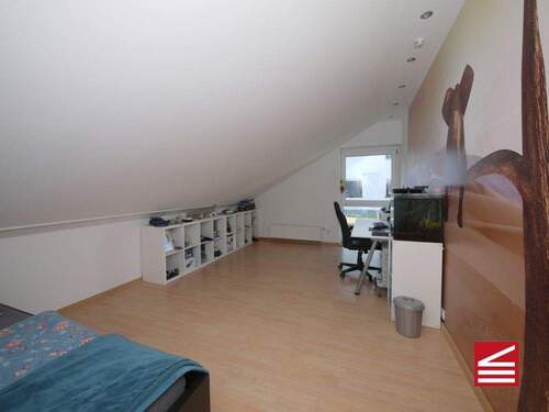 Kinderzimmer 2 - DG links - 