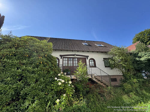 Hausansicht - 6 Zimmer Einfamilienhaus in Bad Herrenalb