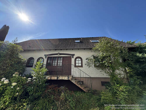 Hauseingang - Einfamilienhaus mit 243,00 m² in Bad Herrenalb zum Kaufen