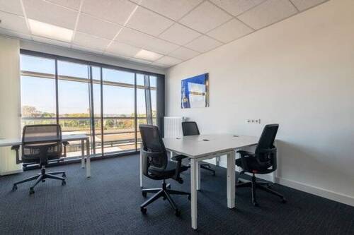 Bild 2 - All-inclusive-Zugang zu professionellen Büroräumen für 5 Personen in Regus Augsburg Hauptbahnhof