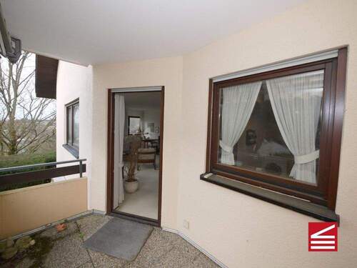 Balkon Blick in Richtung Wohn-Esszimmer - 