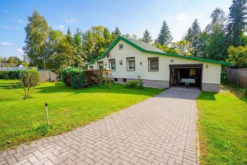 Hausansicht - 2 Zimmer Einfamilienhaus in Berlin / Biesdorf