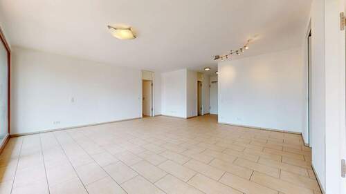 Wohn-/ Essbereich III - Etagenwohnung mit 138,00 m&sup2; in Frankfurt am Main zum Kaufen