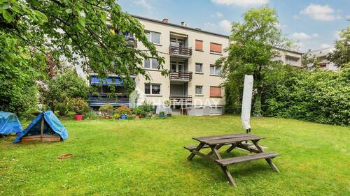 Garten 2 - Solide Wohnung mit klarer Aufteilung: Zwei-Zimmer-Wohnung mit Balkon und separater Küche