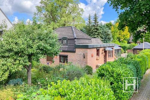 Vorderansicht - Grundstück mit Projektpotenzial