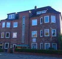 schöne, modernisierte 3 Zimmer Altbauwohnung mit Balkon - Kiel Hassee