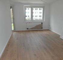 !Bitte unsere Fragen beachten! HH-Hamm, sanierte 3 Zimmer Wohnung mit Balkon im 1.OG - Hamburg