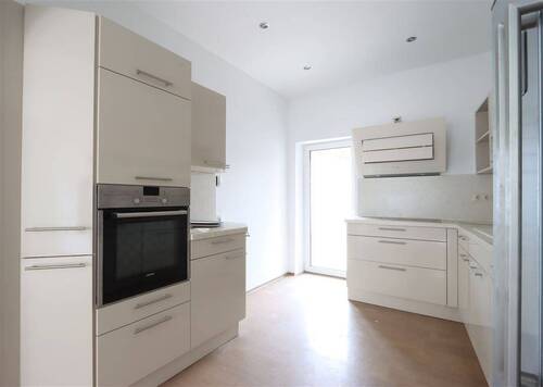 EG Küche - 3 Zimmerwohnung im Erdgeschoss - 700,00&nbsp;EUR Kaltmiete, ca.&nbsp; 69,00&nbsp;m&sup2;&nbsp;Wohnfl&auml;che