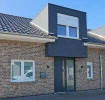 Neuwertige DHH in Goldenstedt Heide