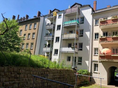 Balkonansicht - 3-Raum-Erdgeschosswohnung mit Balkon