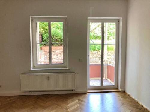 Wohnzimmer Vergleichswohnung - 3 Zimmer Etagenwohnung zur Miete in Chemnitz