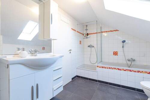 Tageslichtbad - Dachgeschoss - 